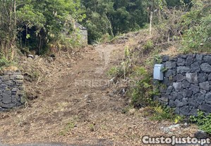 Terreno à com projeto aprovado
