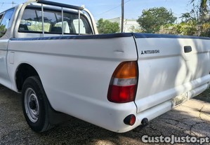 Caixa de carga met�lica - Mitsubishi L 200 - Club Cab