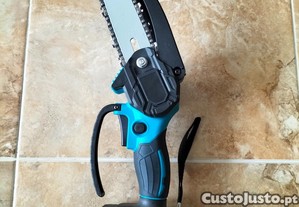 Serra el�trica - 2 baterias