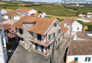 Moradia com 2 espaços independentes no Sobral do Parelhão - Bombarral