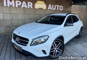 Mercedes-Benz GLA 180 Urban Auto GPS