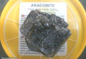Aragonite 4x4x5cm