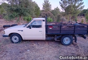 Datsun pick up/ caixa aberta