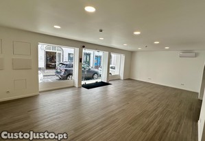 Espao comercial - centro Ponta Delgada