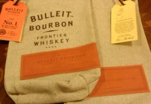 Bulleit Bourbon, Frontier Whiskey, 2x sacos de picar gelo Orig. e Exclusivos.