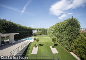 Moradia T4 Cortegaa