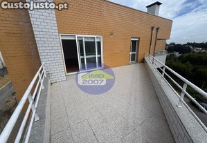 Apartamento T2 Com Terraço Rotunda Do Picoto