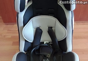 Cadeira auto para criana  8 a 12 kg.