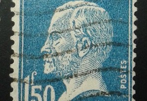 French Stamp 1,50 F Pasteur with "error" (1925)