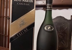 Cognac Remy Martin Fine Champagne Cognac (antiga)