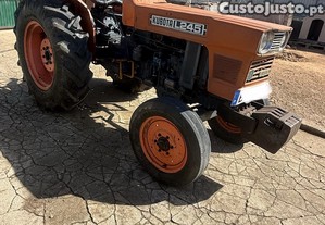 Kubota l245