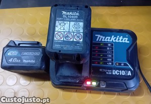 Carregador Makita DC10 SA e2 baterias .