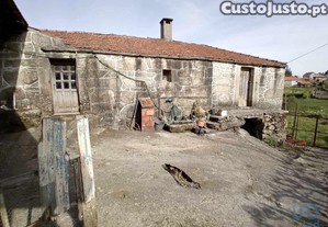 Casa de aldeia T2 em Parada do Monte e Cubalho de