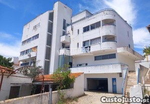 Apartamento T1 da banca inserido no 2 andar de prdio sito em Avis, Portalegre