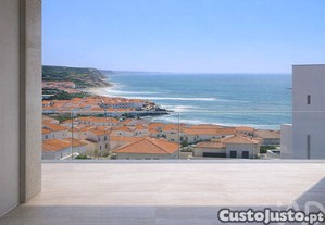 Casa / Villa T4 em Lourinhã e Atalaia de 381,00 m²