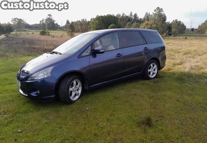 Mitsubishi Grandis 7 lugares - 06
