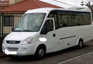 Mini Bus 22+1