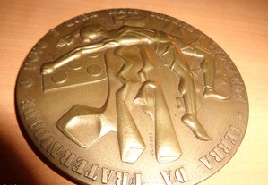 Medalha 25 De Abril 1974 Numerada Of.Envio