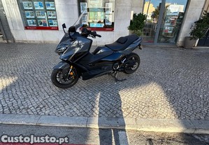 Yamaha TMAX Tech Max 560