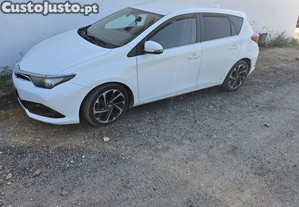 Toyota Auris Auris - 15