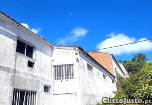 Armazm Industrial para em Coz, Alcobaa com 2.300m