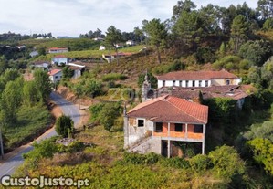 Moradia Com Terreno, Cabeceiras De Basto