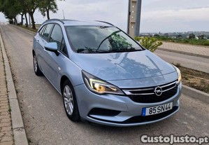 Opel Astra Sports Tourer - 17