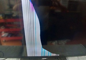 TV Samsung ue32 F5000 (ecrã partido)