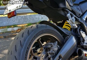 Honda CB650R Akrapovic