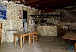Casa T2 em Lorvo de 420,00 m