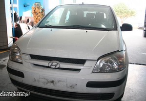 Hyundai Getz 1.1 3 Portas 2003 - PARA PEAS