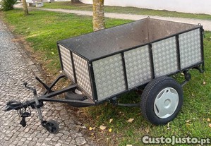 Reboque / Atrelado