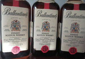 Ballantine's Finest Scotch Whisky Old - Velho - Pack 3