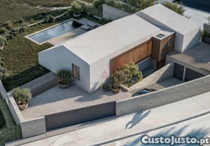 Moradia T4 De Luxo No Parque Da Cidade Em Guimares, Braga, Guimares