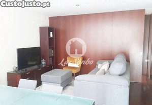 [240-A-25911] Apartamento T2 com garagem fechad...
