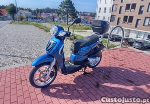 Aprilia scarabeo 125cc(excelente estado)