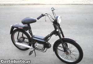 Honda Amigo, quadro rigido, a trabalhar, boa base de restauro