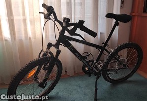 Bicicleta Rockrider ST500 20