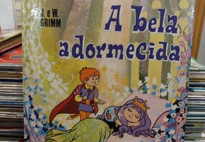A Bela Adormecida - J. e W. Grimm