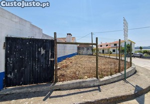 Lote de 195m2 - So Bartolomeu dos Galegos - Lourinh