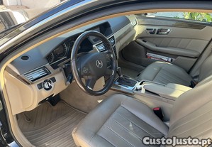 Mercedes-Benz E 250 Elegncia - 10