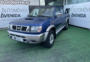 Nissan  Navara 2.5TD - 00