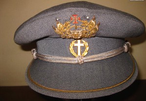 Chapéu barrete boné militar oficial padre capelão