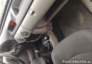 Renault Kangoo Comercial