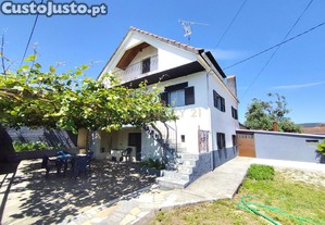 Moradia T3 a 4kms do centro da cidade de Chaves
