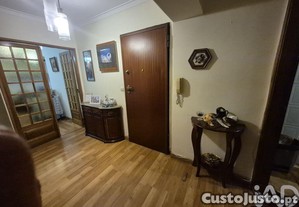 Apartamento T3 em Almada, Cova da Piedade, Pragal e Cacilhas de 93 m²
