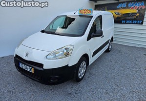 Peugeot Partner 1.6Hdi 90Cv 3 Lugares  09/2013