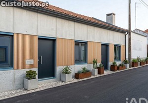 Casa / Villa T2 em Caldas da Rainha - Nossa Senhora do Pópulo, Coto e São Gregório de 191,00 m²