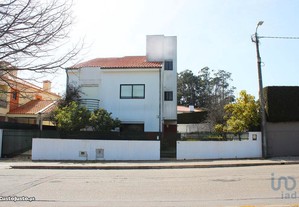 Casa T5 em Aveiro de 207,00 m²