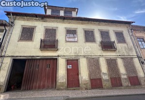 Prdio Para Recuperar No Centro De Ovar